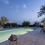 Ethos Retreat,luxure Apartamento *